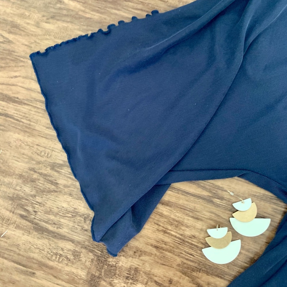 Sadie & Sage navy romper - Picture 4 of 11